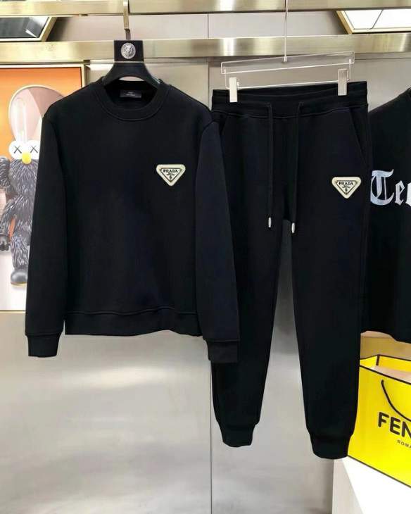 Picture of Prada Sweater Suits _SKUPradaM-5XLkdtr4042372